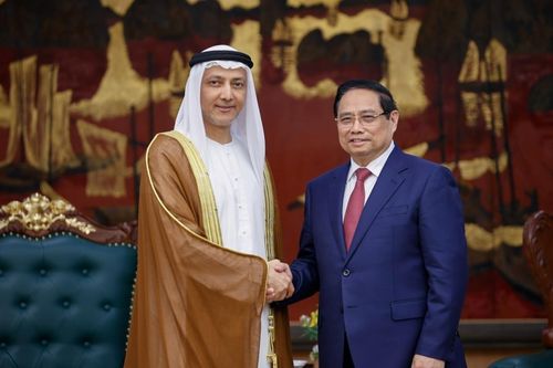 Thủ tướng đề nghị UAE cung cấp dầu khí cho Việt Nam an toàn, đúng hạn