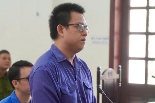 'Giúp đỡ' sinh viên, hai cựu cán bộ Đoàn lãnh án