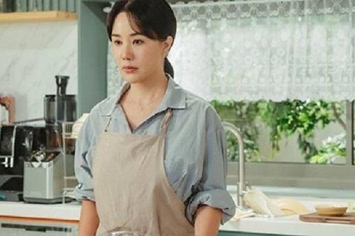Bị chồng cũ bắt gặp ngoại tình, anh ép tôi ly hôn nhưng nửa năm sau lại xin tôi tái hợp