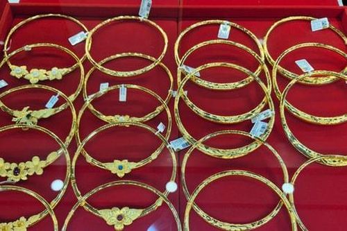 Sáng 17-3, giá vàng trong nước giảm nửa triệu đồng mỗi lượng