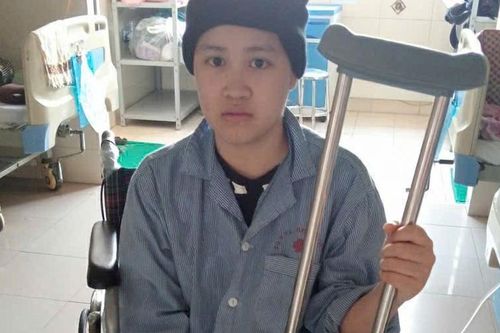 MS 1069: Mồ côi bố, nữ sinh 19 tuổi bị ung thư cần 100 triệu đồng để giữ lại chân