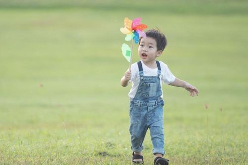 Đứa trẻ thích làm điều này thường có tương lai sáng, cha mẹ đừng bỏ qua