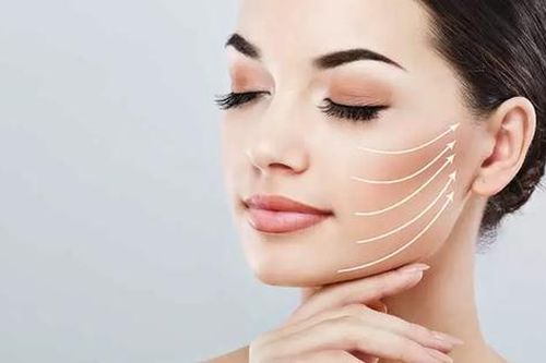 7 bài tập cơ mặt giúp chống chảy xệ, loại bỏ nọng cằm