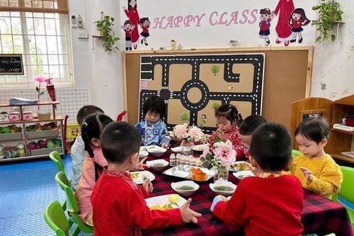 Quy trình 10 bước 'siết' an toàn bữa ăn bán trú trường học tại Hà Nội