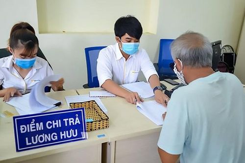 Thông tin điều chỉnh lương hưu từ 1/7/2026 thu hút sự quan tâm của người cao tuổi
