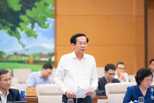 Đề xuất điều chỉnh tiêu chuẩn 'Lao động tiên tiến' và tỷ lệ xét tặng danh hiệu 'Chiến sĩ thi đua cơ sở'…