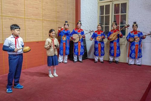 Giáo dục di sản không chỉ 'xem và nghe'
