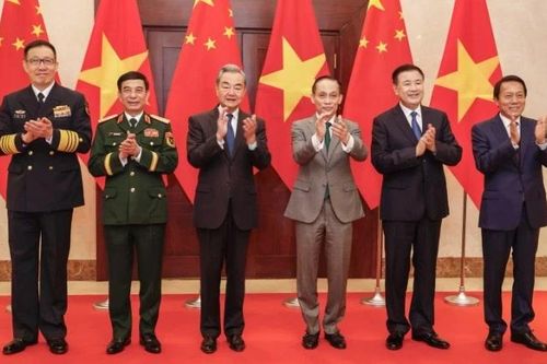 Hoạt động của lãnh đạo Đảng, Nhà nước
