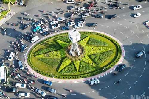 Điểm nóng kẹt xe vòng xoay Điện Biên Phủ đang được đề xuất tháo dỡ
