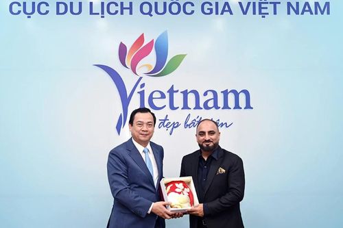 Kích cầu khách quốc tế tiêu dùng trong hành trình du lịch Việt Nam
