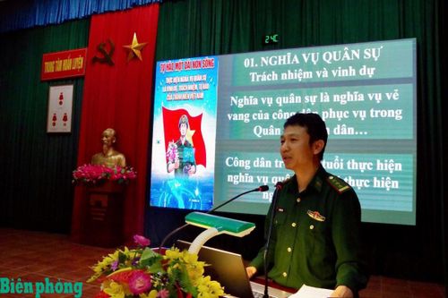 Tăng cường giáo dục pháp luật cho chiến sĩ mới tại Trung tâm Huấn luyện Bộ đội Biên phòng