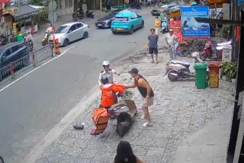 Công an làm việc với người đàn ông đánh nữ nhân viên giao hàng ở TPHCM