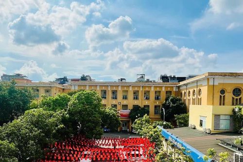 Phó giáo sư nêu lý do không nên dời cơ sở điều trị bệnh truyền nhiễm khỏi nội đô