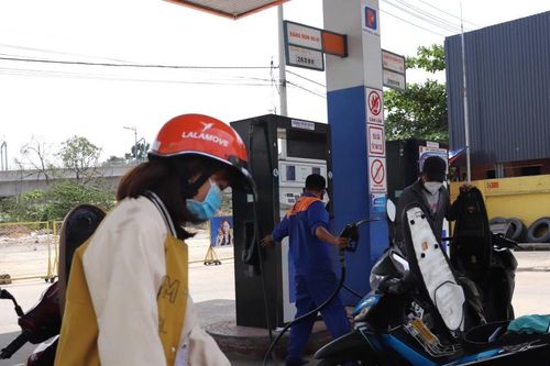 Thực phẩm tăng giá, sinh viên 'chèo chống' thời kỳ biến động chi phí năng lượng