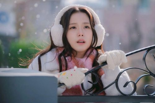 Jisoo (BLACKPINK) viết nên lịch sử