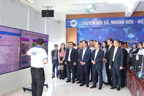 Hà Tĩnh đưa vào vận hành thử nghiệm ứng dụng công dân số iHaTinh