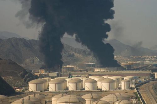 Nguyên nhân UAE trở thành nước Vùng Vịnh bị Iran tấn công mạnh nhất