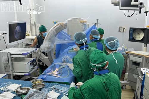 Bệnh viện Đa khoa Khánh Hòa: Làm chủ nhiều kỹ thuật chuyên sâu về tiết niệu