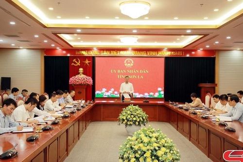 Đẩy nhanh tiến độ dự án đường dây 220kV 500kV Sơn La - Điện Biên
