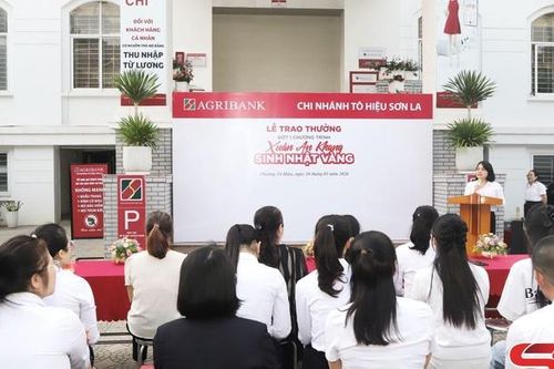 Trao giải Chương trình tiết kiệm dự thưởng 'Xuân an khang - Sinh nhật vàng'