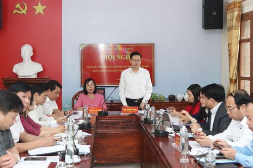 Đoàn công tác của Ban Thường vụ Tỉnh ủy giám sát chuyên đề tại xã Tân Cương và phường Bách Quang