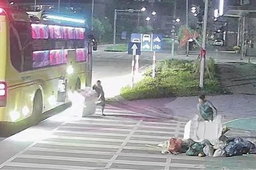 Dùng camera giám sát để xử lý việc xả rác bừa bãi