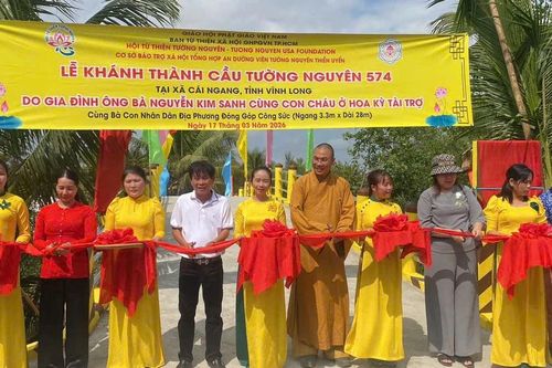 Chùa Tường Nguyên khánh thành cầu bê-tông và khởi công 7 căn nhà tình thương tại tỉnh Vĩnh Long