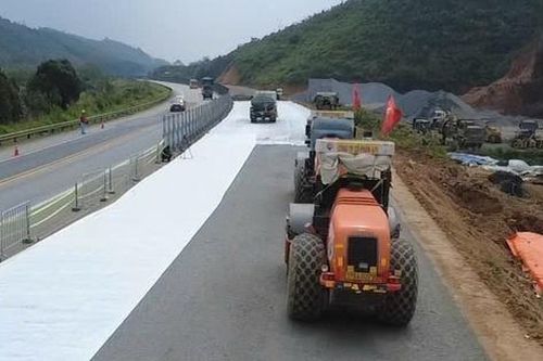 Siết chặt biện pháp tổ chức giao thông, tăng tốc thi công tuyến Nội Bài - Lào Cai