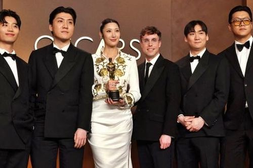 'Thợ săn quỷ Kpop' gia tăng sốt du lịch phim trường với ấn tượng Oscar