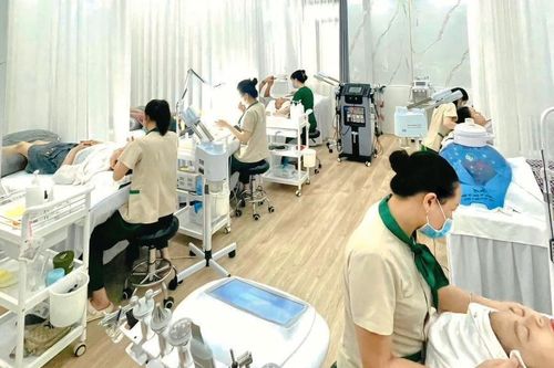 Hệ lụy từ các trào lưu làm đẹp bất chấp chưa được kiểm chứng