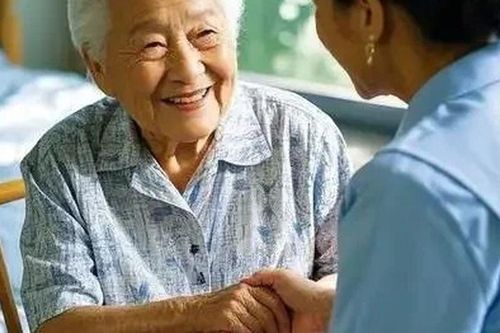 Về già, có tiền thì đừng vào viện dưỡng lão cũng không cho con, cứ nghỉ hưu thế này, vừa giữ được phẩm giá, lại tự do nhất