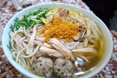 Tại sao gọi là bún thang?