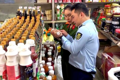 Thanh Hóa: Chuyển 37 vụ buôn lậu, hàng giả sang cơ quan điều tra xử lý hình sự