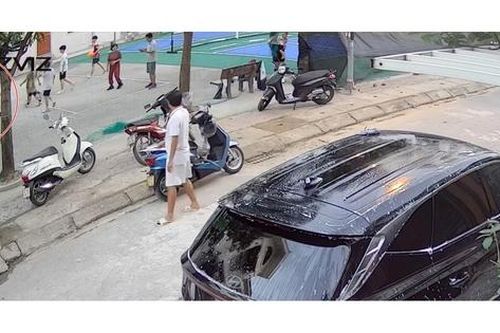 Đang đưa con đi dạo, bác sĩ kịp cứu người đàn ông 64 tuổi ngã quỵ