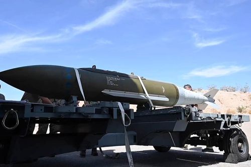 Công nghệ xuyên phá trên siêu bom 2,3 tấn Mỹ vừa dội xuống Iran
