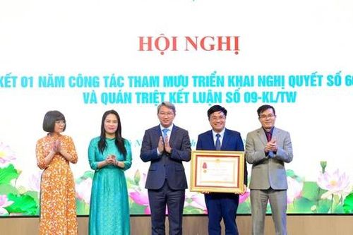Đưa thể chế từ 'điểm nghẽn của điểm nghẽn' trở thành lợi thế cạnh tranh