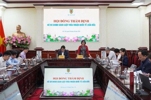 Thiết kế cơ chế phân cấp, phân quyền hợp lý, gắn với trách nhiệm