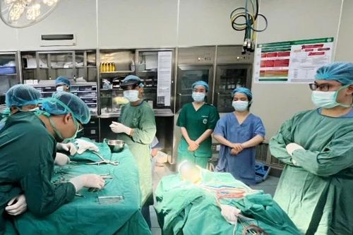 Giành giật sự sống cho bệnh nhân chấn thương hàm mặt nguy kịch