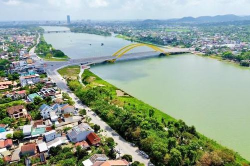 Huế tiếp tục đánh thức bờ sông Hương bằng công viên và sân khấu lớn