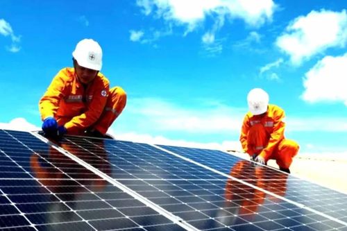 TPHCM khuyến khích phát triển điện mặt trời mái nhà theo hướng tự sản xuất, tự tiêu thụ