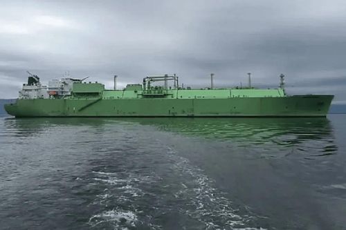 Tàu chở nhiên liệu Nga trôi dạt ở Địa Trung Hải, tiềm ẩn nguy cơ gây thảm họa