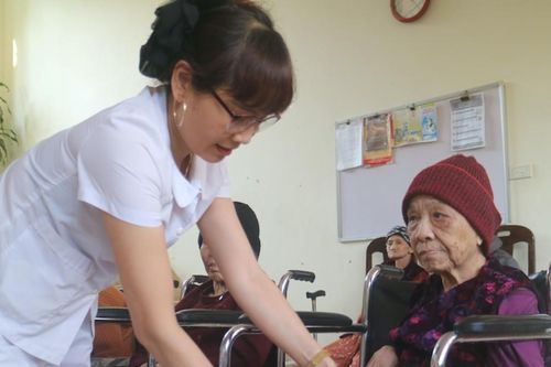 Mô hình chăm sóc người cao tuổi tại cộng đồng, đề xuất bố trí kinh phí từ ngân sách