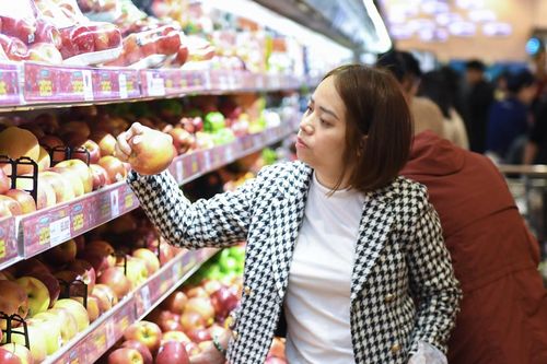 Giá xăng dầu đắt đỏ: Gói xôi sáng vơi đi, áp lực tăng giá lan rộng