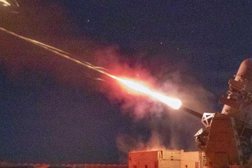 C-RAM bắn 4.500 phát/phút, 'lá chắn thép' tiêu diệt drone, rocket trong chớp mắt