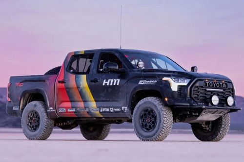 Cạnh tranh Ford F-150 Raptor, Toyota sắp tung ra mẫu xe bán tải hiệu suất cao