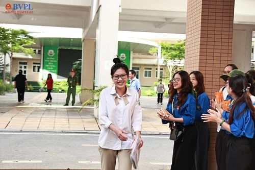 Bộ Giáo dục và Đào tạo 'chốt' lịch thi tốt nghiệp THPT năm 2026 sớm hơn năm ngoái