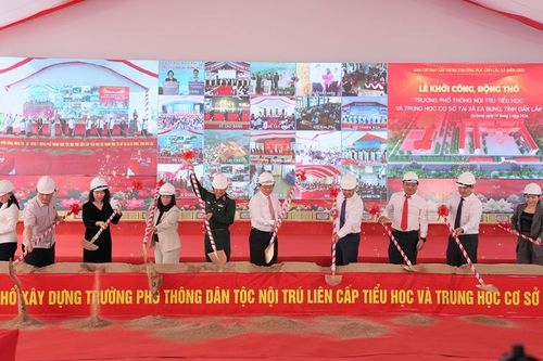 Phó Thủ tướng Hồ Quốc Dũng dự Lễ động thổ trường nội trú liên cấp vùng biên giới Đắk Lắk