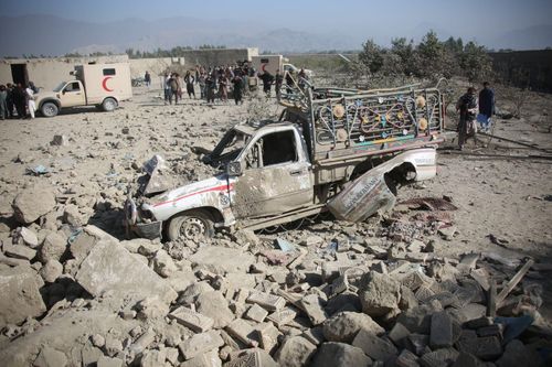 Căng thẳng Afghanistan - Pakistan kéo sang tuần thứ ba, gây khủng hoảng nhân đạo nghiêm trọng