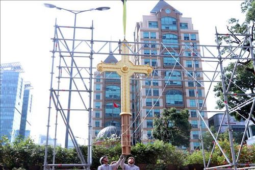 Hoàn thành một trong những hạng mục quan trọng nhất của dự án trùng tu Nhà thờ Chính tòa Đức Bà Sài Gòn
