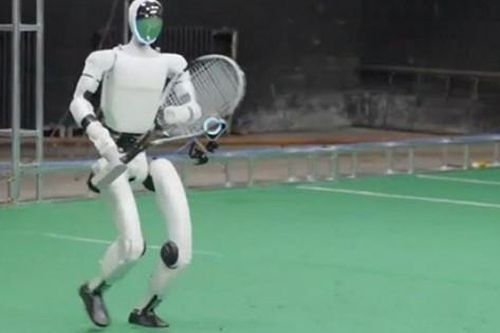 Kinh ngạc robot đánh tennis như người thật với phản xạ cực nhanh
